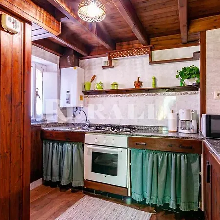 Casa Carmen 5 Situada En Zona Muy Tranquila A 2 Km De Ribadesella Apartamento *