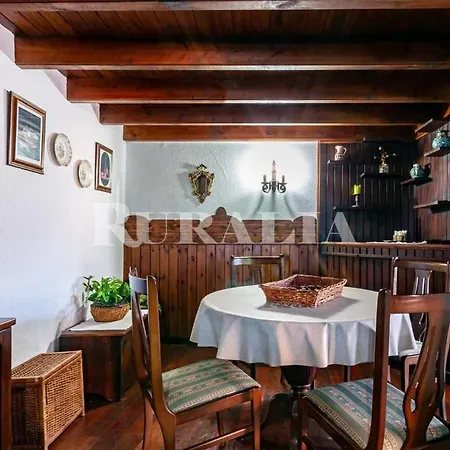 Casa Carmen 5 Situada En Zona Muy Tranquila A 2 Km De Ribadesella *